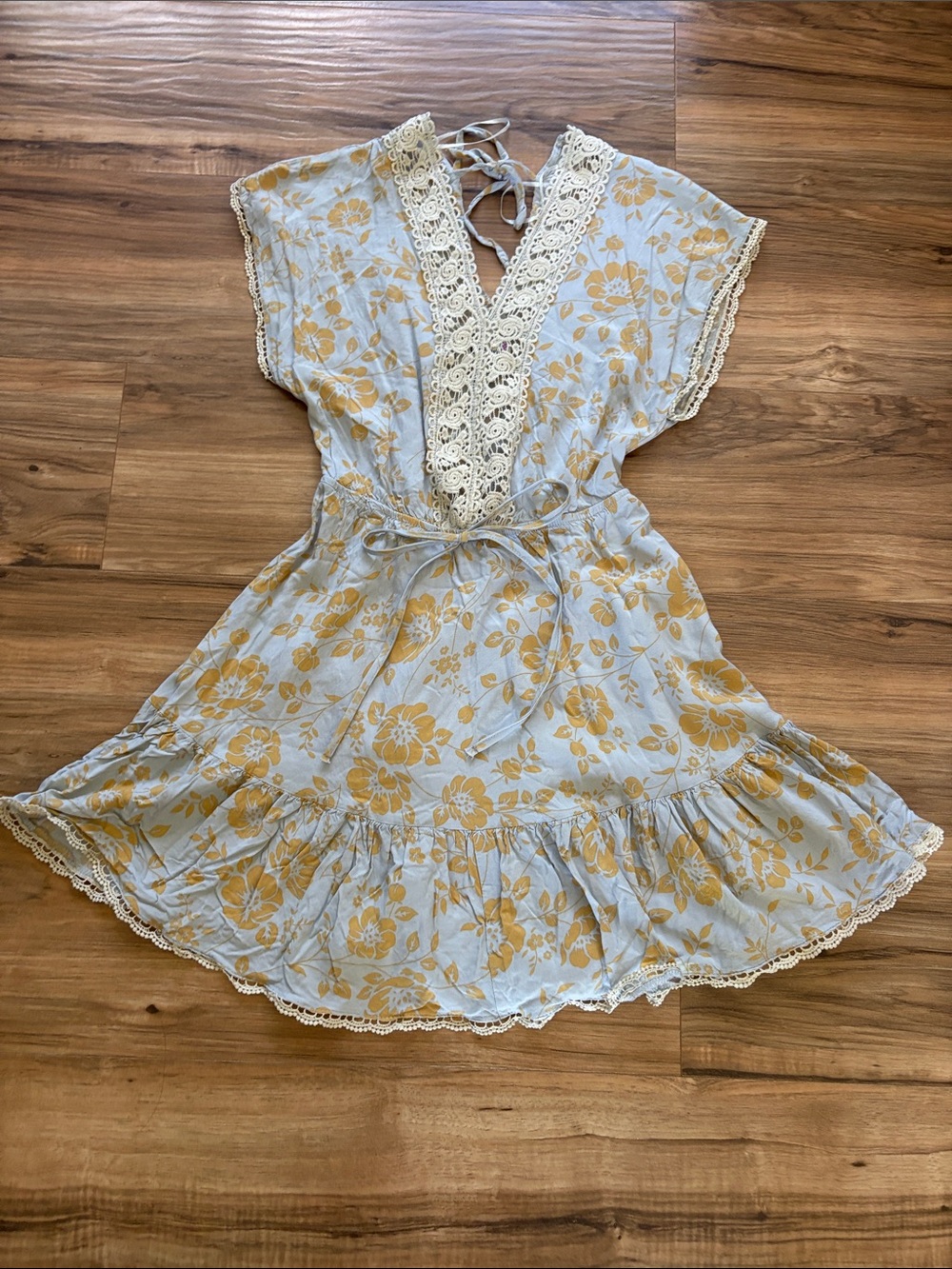 Floral Lace-Trim Mini Dress in Light Blue and Mustard